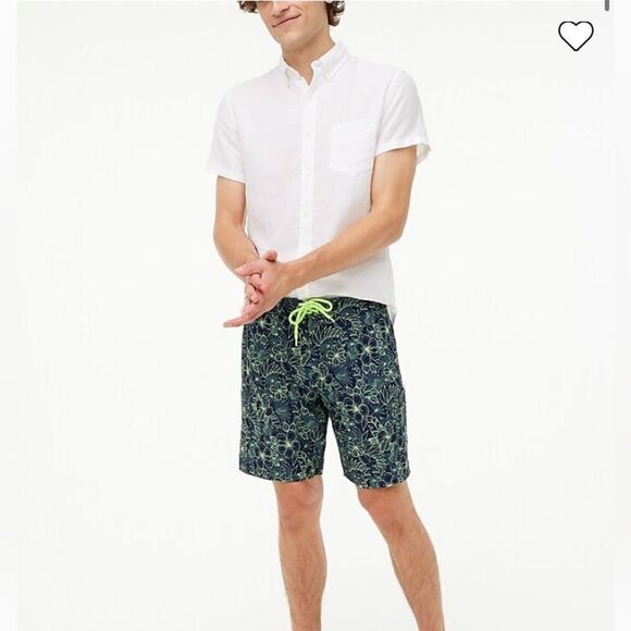 J. Crew Factory Men’s Pineapple Blue Hawaiian Print Flex Swimwear 9” Board Short - Picture 1 of 12